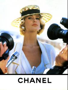 chanelss1990claudiaschicc8.jpg