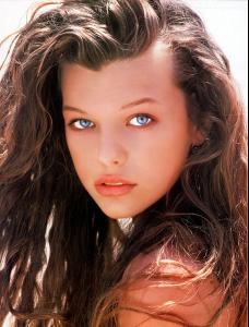 MillaJovovich_K133312651_1.jpg