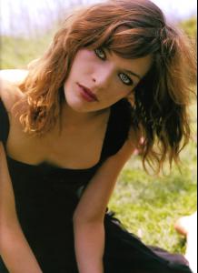 MillaJovovich_K109312675_2.jpg