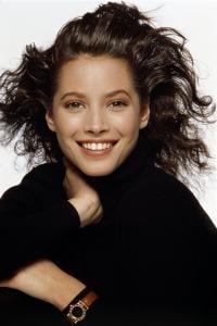 christy_turlington_11783282054_1.jpg