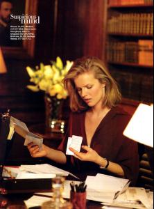 eva_herzigova_baz_jun08_2.jpg