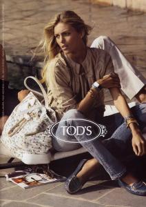 23791_0604bzr_id_05_TODS_AnjaRubik_122_549lo.JPG