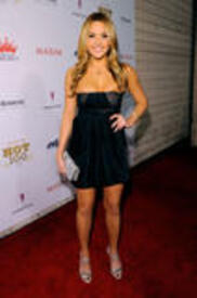 th_SETJB2G2GG_Amanda_Bynes_40_Maxims_2008_Hot_100_Party_in_Los_Angeles_-May_21_2_.jpg