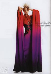 0804elle_id_21_TheNewTrends_CarolineWinberg308675_1.jpg