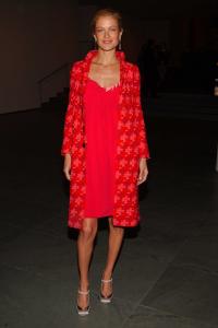 91717_celebrity_city_Carolyn_Murphy_19_123_428lo.JPG