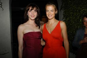 92190_celebrity_city_Carolyn_Murphy_58_123_375lo.jpg