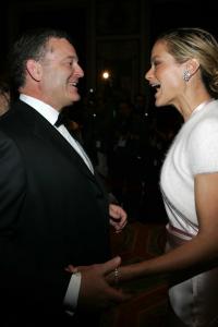 92477_celebrity_city_Carolyn_Murphy_87_123_516lo.jpg