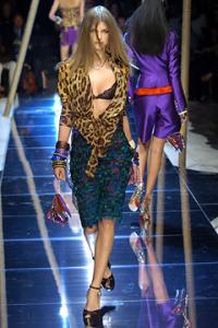 luca_Dolce___Gabbana_Spring_2005_Ready_to_Wear.jpg