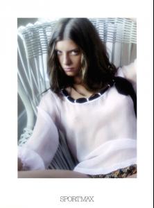 luca_Sportmax_2002_catalogue5.jpg