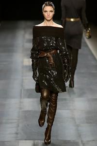 maria_Givenchy_Fall_2003_Ready_to_Wear2.jpg