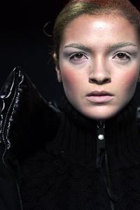 maria_Viktor___Rolf_Fall_2003_Ready_to_Wear3.jpg