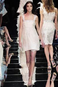 maria_Dolce___Gabbana_Fall_2005_Ready_to_Wear4.jpg
