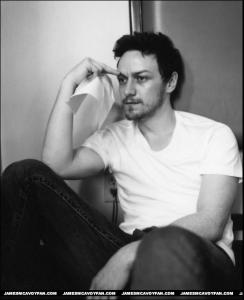 James_McAvoy_Photoshoot_Outtakes5.jpg