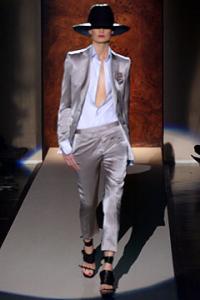 ann_Gianfranco_Ferr___Spring_2004_Ready_to_Wear.jpg