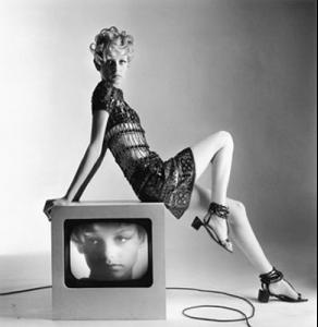 twiggy_by_bert_stern__vogue_19673.jpg