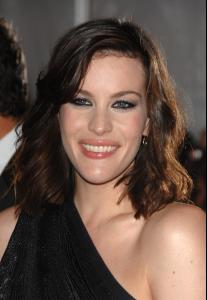 Liv_Tyler___Metropolitan_Museum_of_Art_Costume_Institute_Gala__2008__10_.jpg