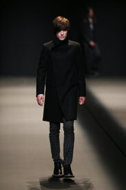 Fall20Winter20200920201020Mens20Runway20Pictures2058_jpg.jpg