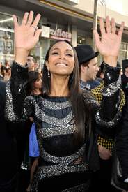 ZoeSaldana_StarTrek_LA_Premiere_03.jpg