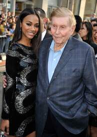 ZoeSaldana_StarTrek_LA_Premiere_04.jpg