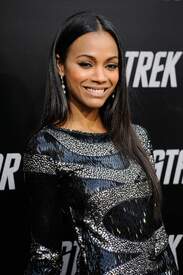 ZoeSaldana_StarTrek_LA_Premiere_13.jpg