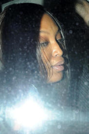 Naomi_Campbell_parties_hard_on_her_birthday_19.jpg