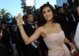 Salma_Hayek_Closing185.jpg