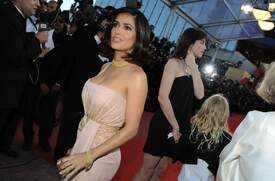 Salma_Hayek_Closing186.jpg