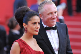 salma_hayek_cannes_wall_street_2_premiere_12.jpg