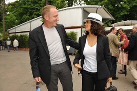 celebrity_paradise.com_Salma_Hayek_French_Tennis_Open_005.jpg