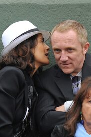 celebrity_paradise.com_Salma_Hayek_French_Tennis_Open_009.jpg