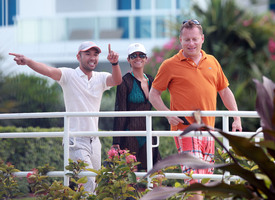 Halle Berry hit the beach in Miami_05.jpg