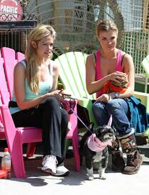 DeniseRichardsVolunteer5248.jpg