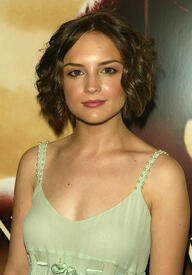 Rachael_Leigh_Cook_IntoTheWestNYPremiere_004.jpg