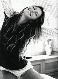 Elle-Norway-2-2009_0008.jpg