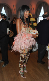 Naomi Campbell attends the Vanity Fair and Gucci Party_11.jpg