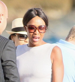 NaomiCampbellcelebrates40thbirthday_03.jpg