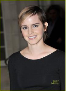 emma_watson_tresor_midnight_rose_launch_06.jpg