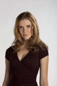 Vampire_Diaries_S1_Sara_Canning_001.jpg