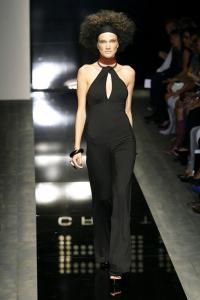Fisico_Podium_spring_fashion_2010_038_runway.jpg