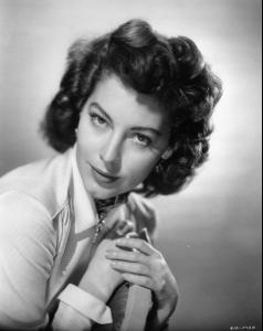 35897_ava_gardner_the_celebrity_city_31067_122_597lo.JPG