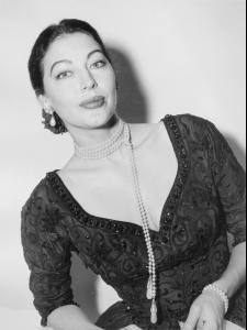 36120_ava_gardner_the_celebrity_city_91288_122_733lo.jpg