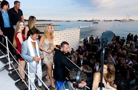 Bar_Refaeli_Roberto_Cavalli_Opens_New_Boutique.jpg