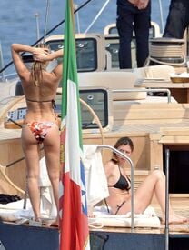 Bar_Refaeli_bikini_at_Cannes_9.jpg