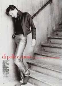 marie_claire_ITA__DI_PELLE_E_CUOIO__PHOTO_Kelly_Klein__5_.jpg