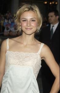 Samaire_Armstrong_HQelf.jpg