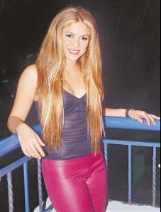 shakira__2_.jpg