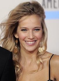 Luisana_Lopilato_003.jpg