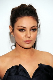 Mila_Kunis_019.jpg