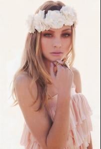 9M2woman_spring2010.jpg