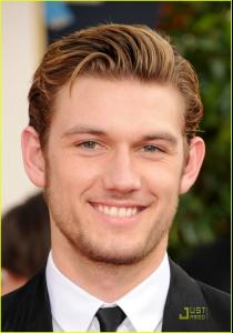 dianna_agron_alex_pettyfer_globes_17.jpg